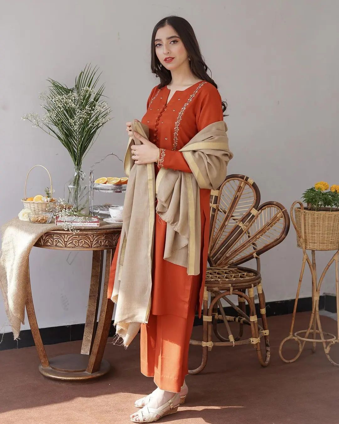 LC-11 : 3 PIECE UNSTITCHED PREMIUM DHANAK EMBROIDERED DRESS