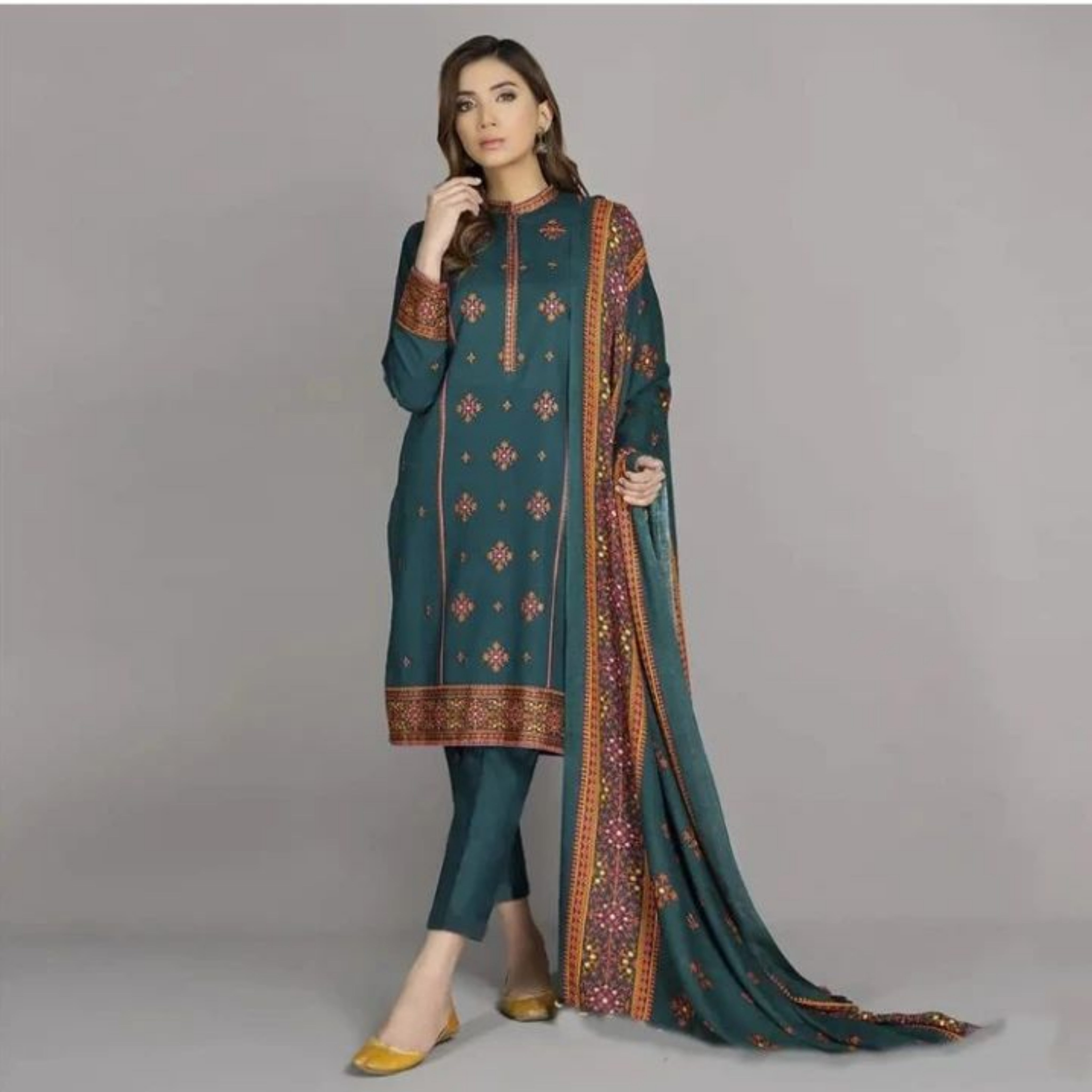 KS-03 : 3-PIECE UN-STITCHED EMBROIDERED PREMIUM LAWN DRESS