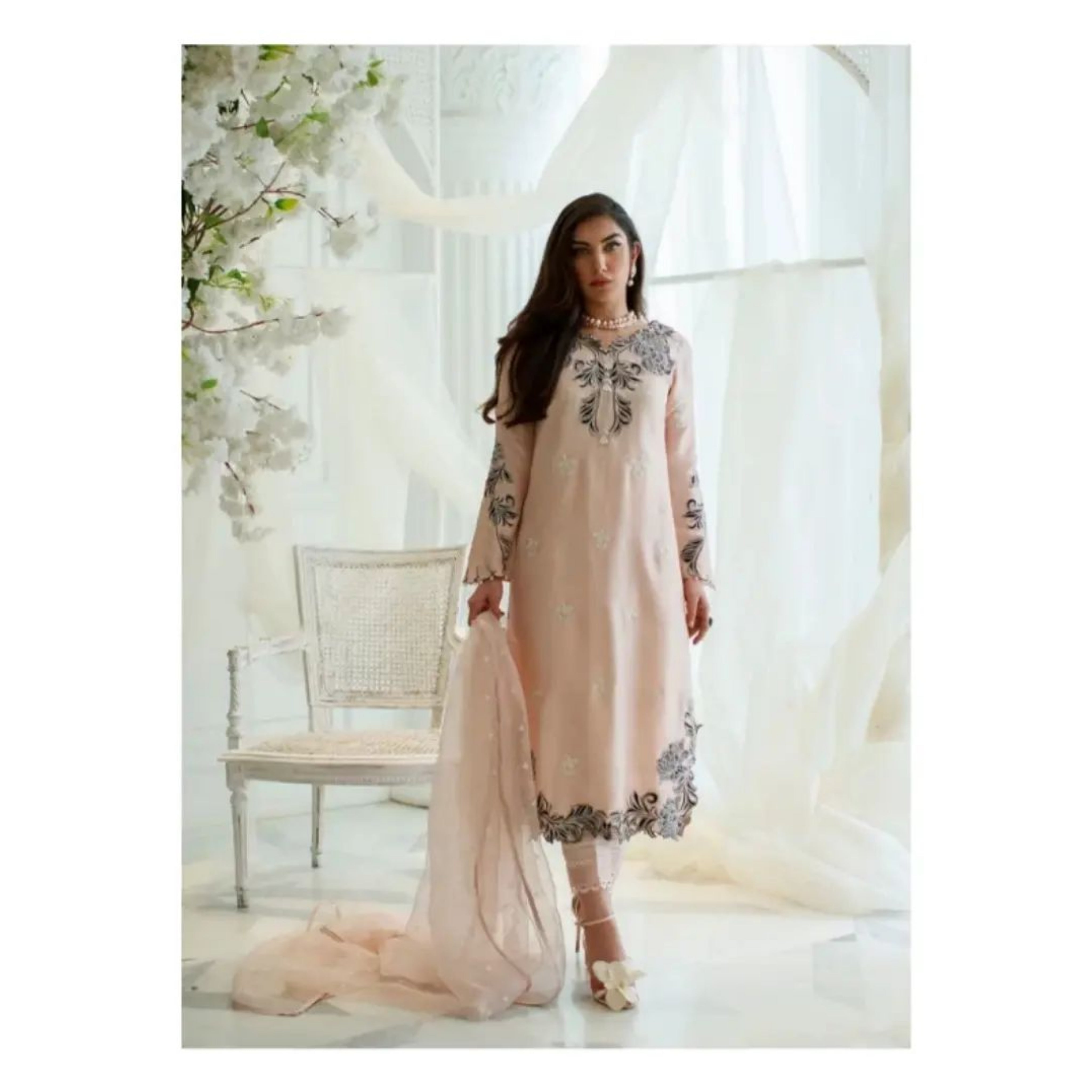 FT-01 : 3-PIECE UN-STITCHED EMBROIDERED PREMIUM LAWN DRESS