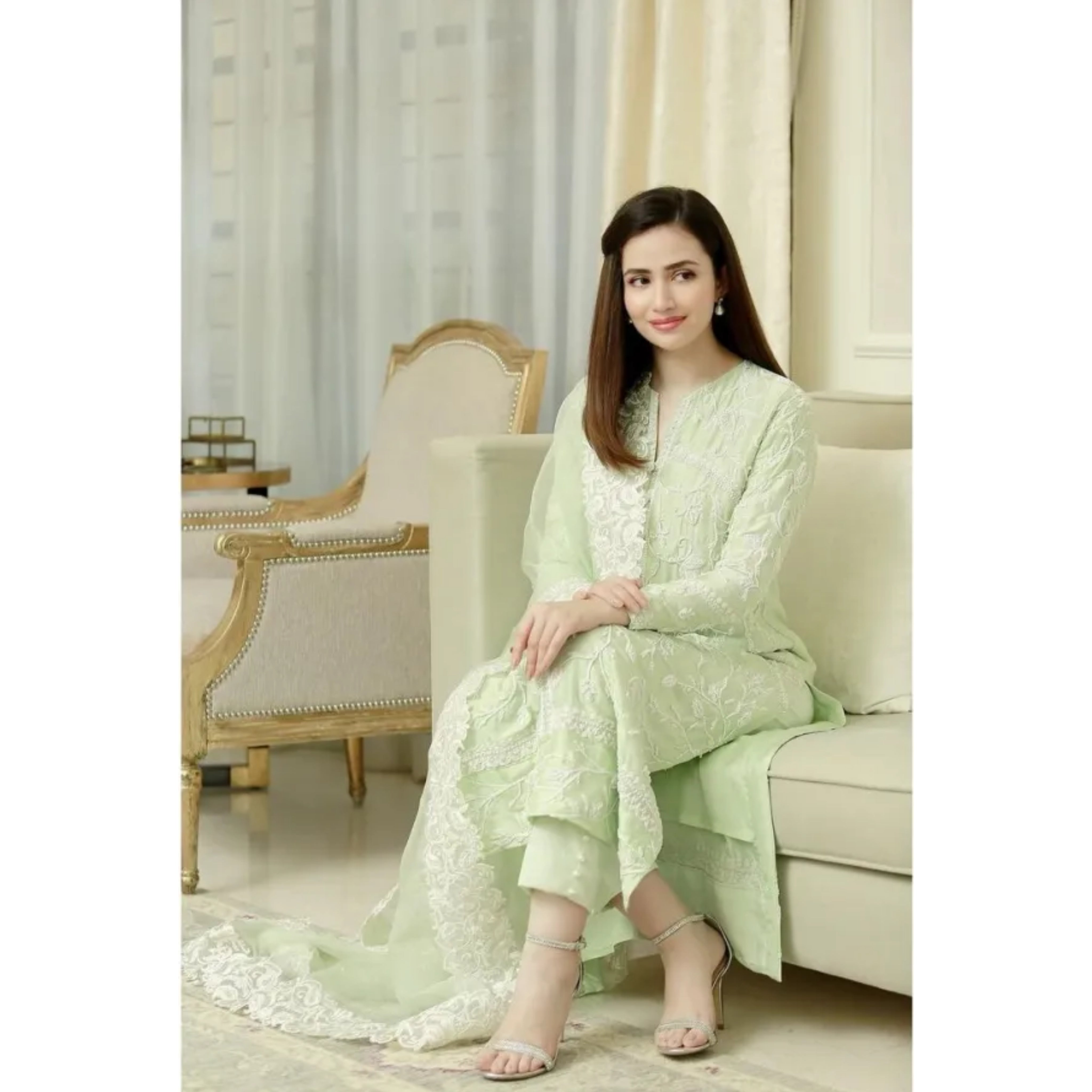 NA-04 : 3-PIECE UN-STITCHED EMBROIDERED PREMIUM LAWN DRESS