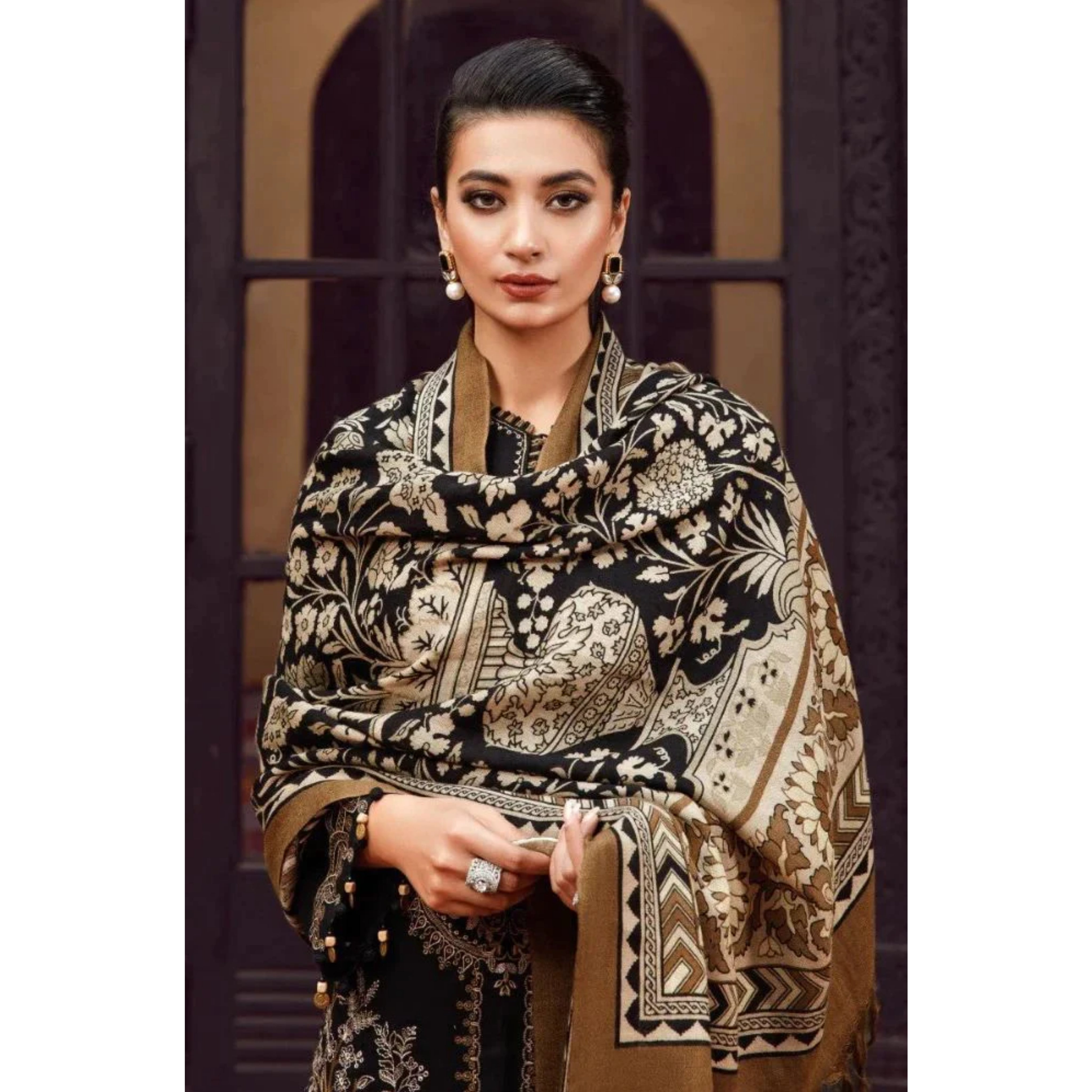 NA-17 : 3-PIECE UN-STITCHED EMBROIDERED PREMIUM LAWN DRESS