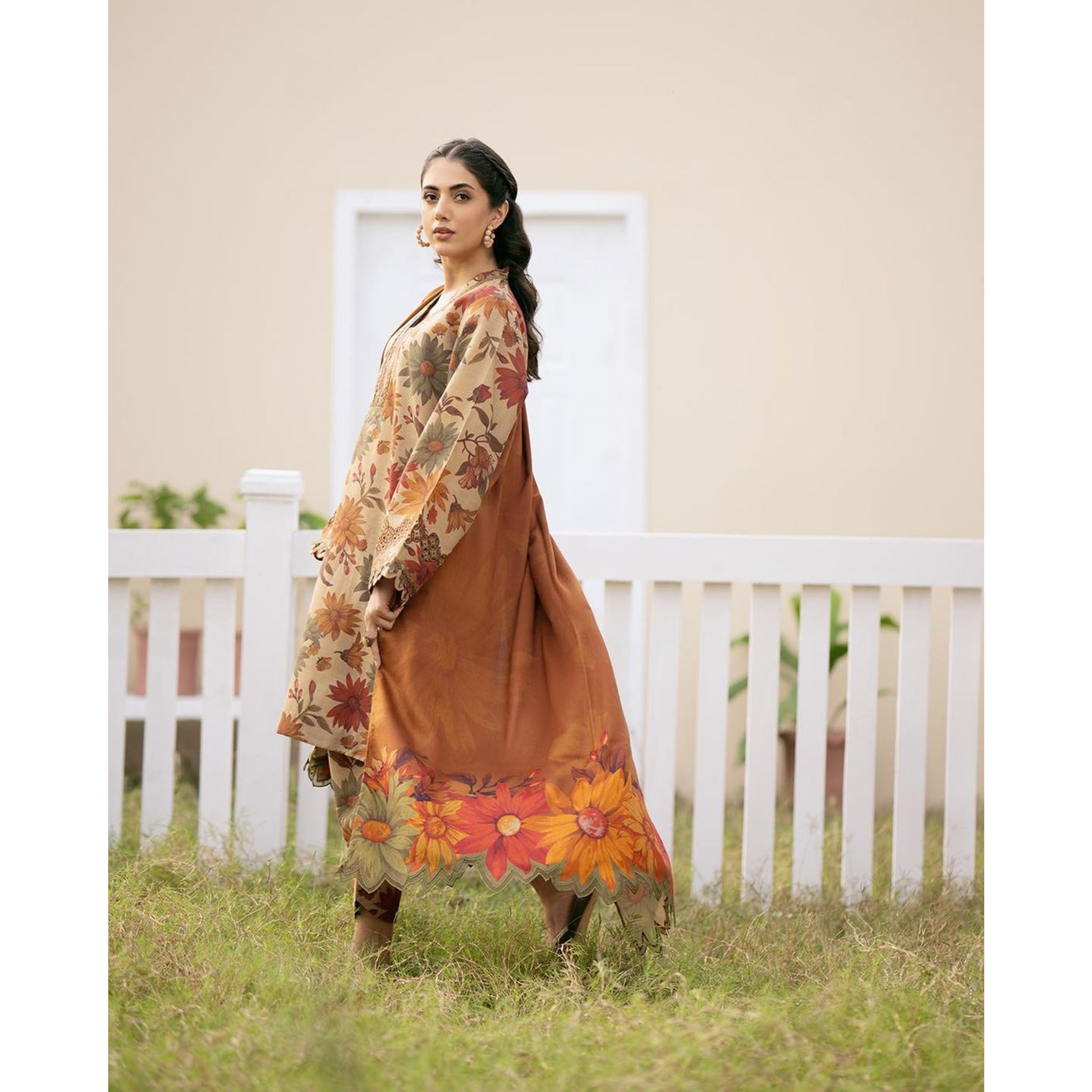 OA-02 : 3 PIECE UN-STITCHED PREMIUM LAWN DIGITAL PRINTED DRESS