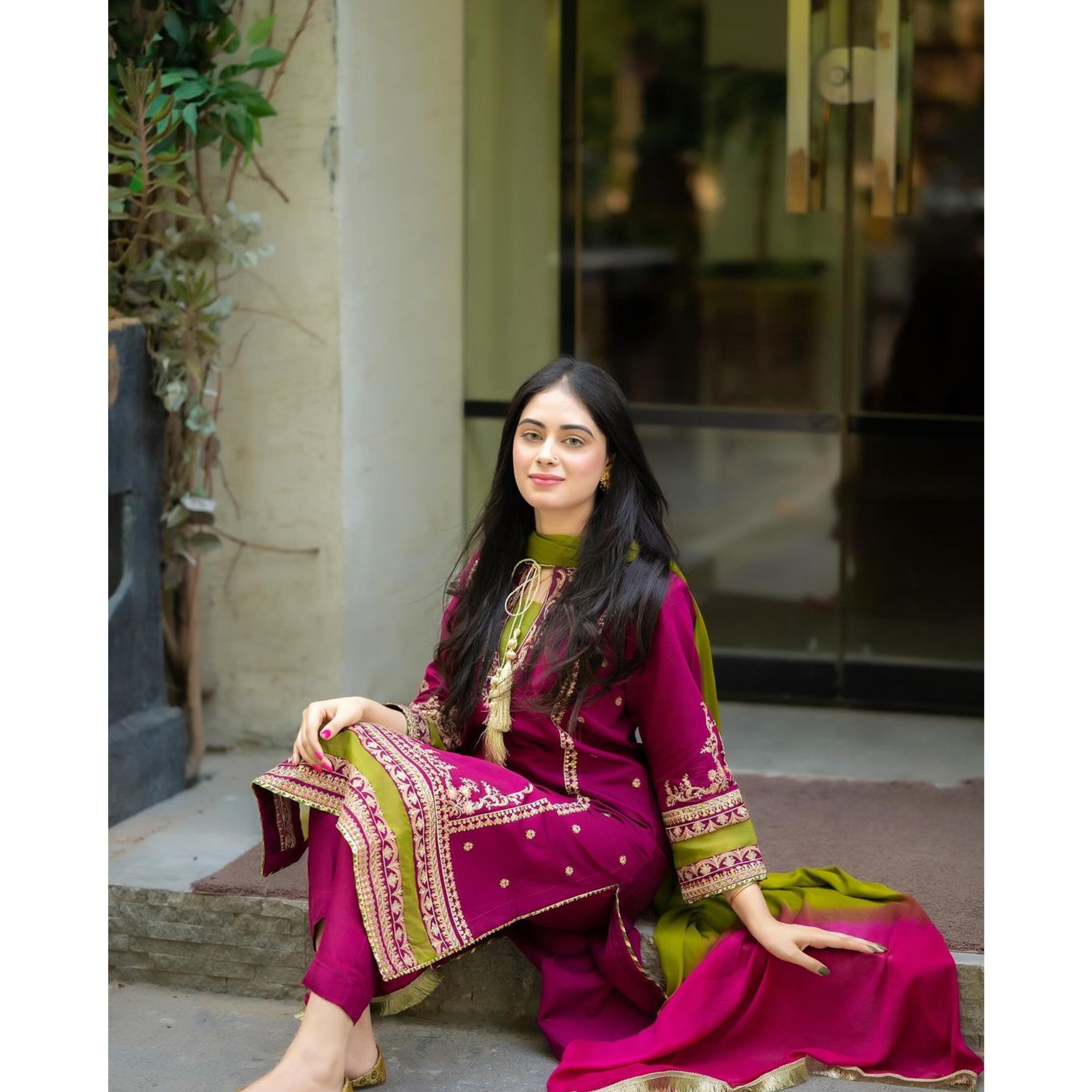 NA-25 : 3 PIECE UN-STITCHED EMBROIDERED PREMIUM DHANAK DRESS