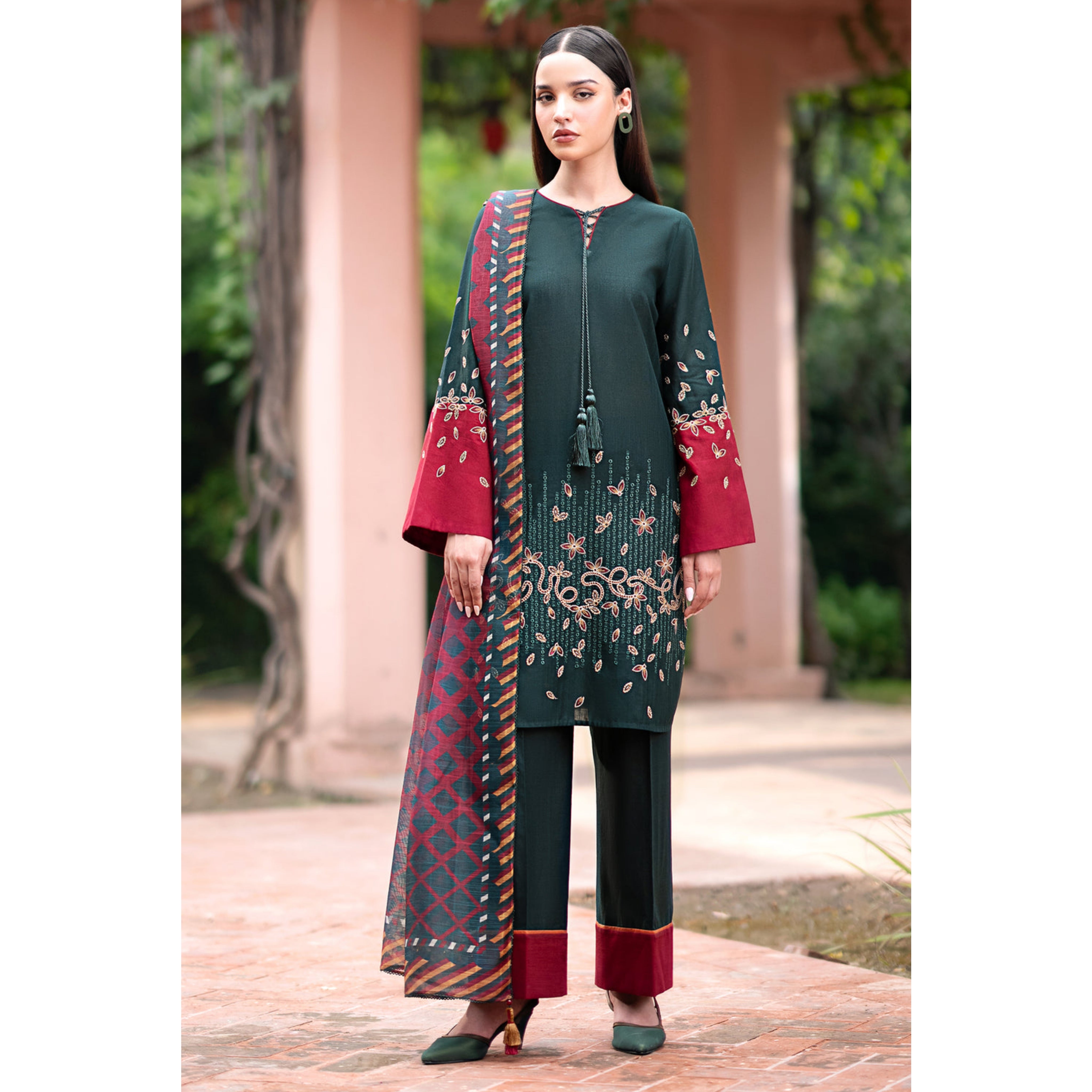 LC-48 : 3 PIECE UN-STITCHED EMBROIDERED PREMIUM DHANAK DRESS