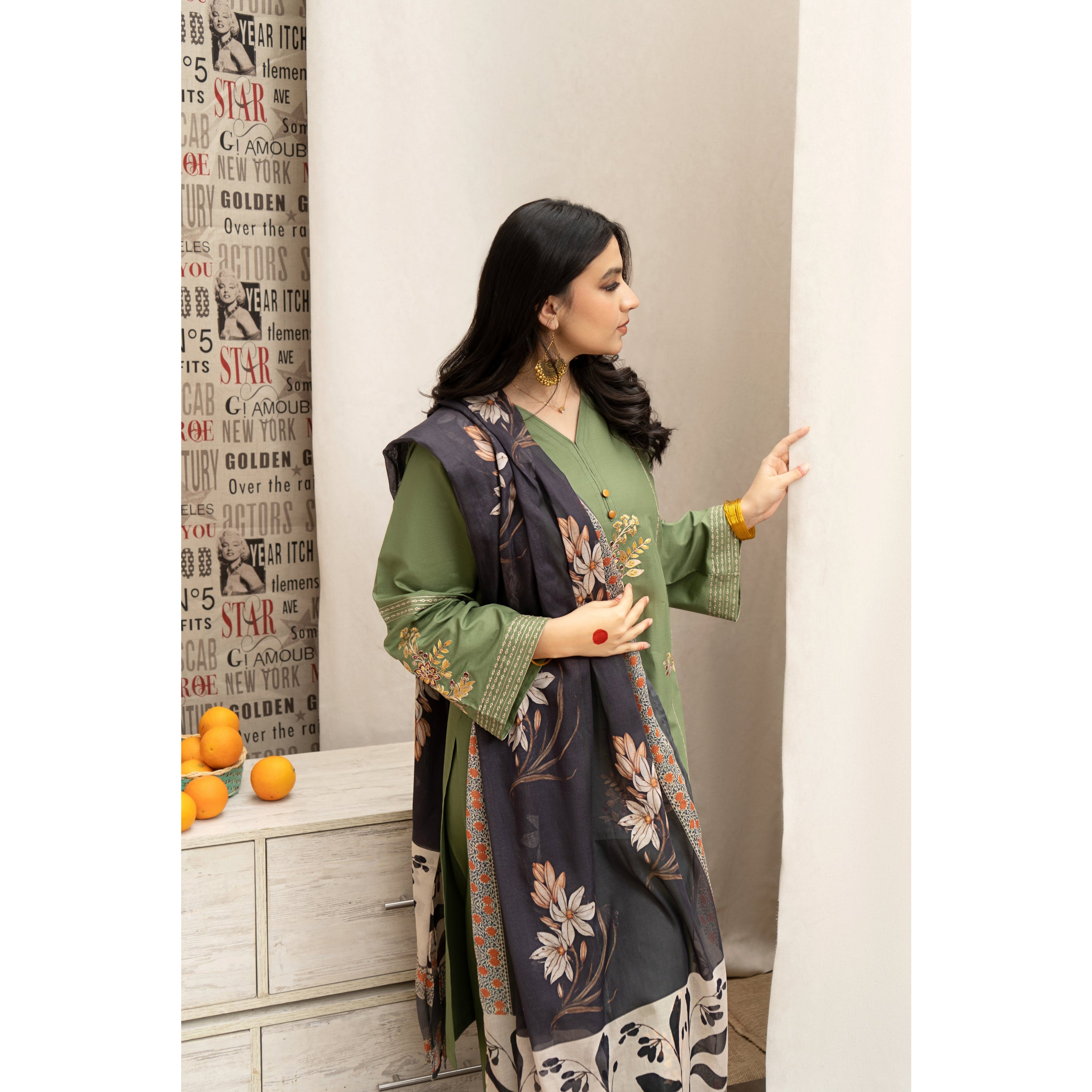 LC-52 : 3 PIECE UN-STITCHED EMBROIDERED PREMIUM DHANAK DRESS