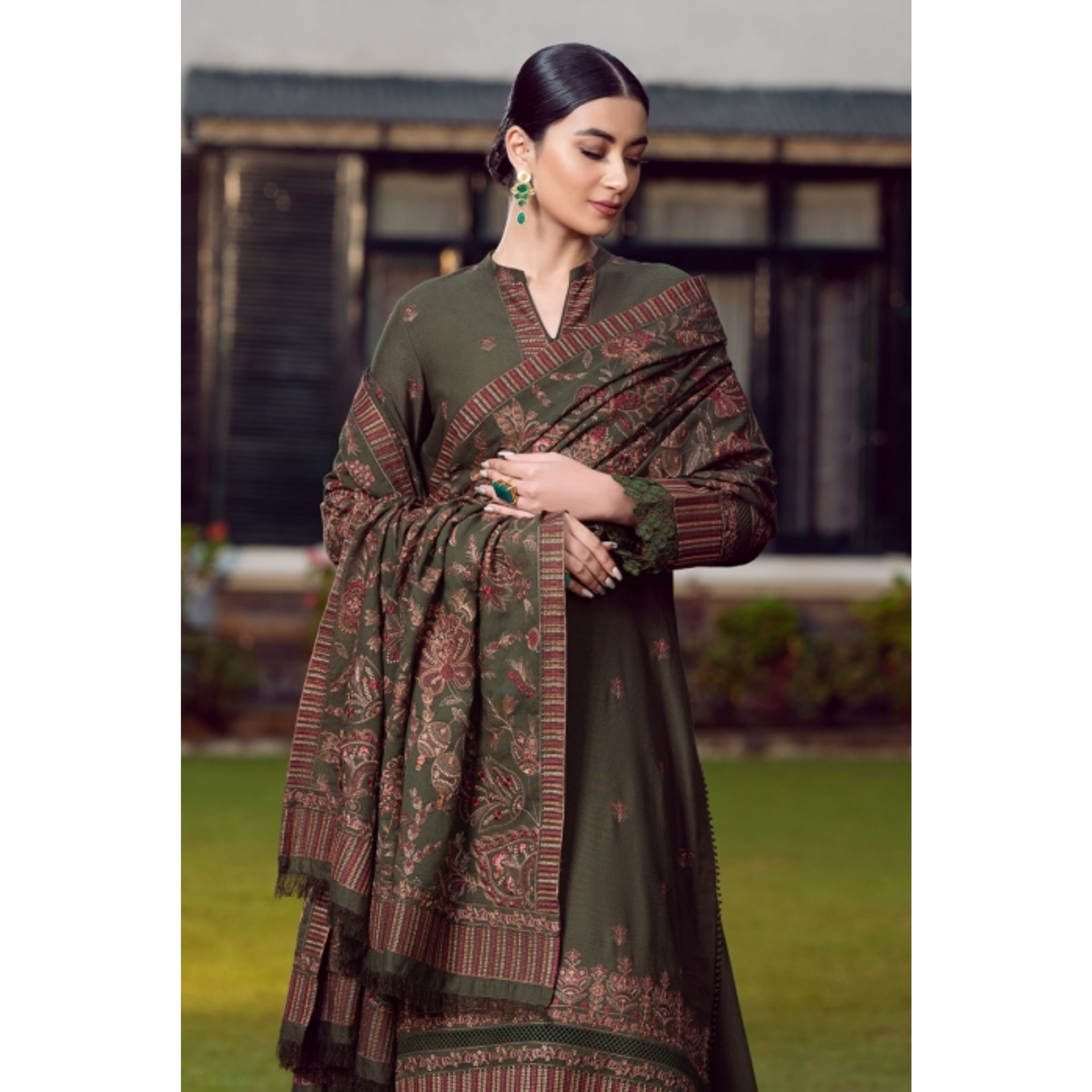 LC-39 : 3 PIECE UN-STITCHED FULL HEAVY EMBROIDERED PREMIUM DHANAK DRESS