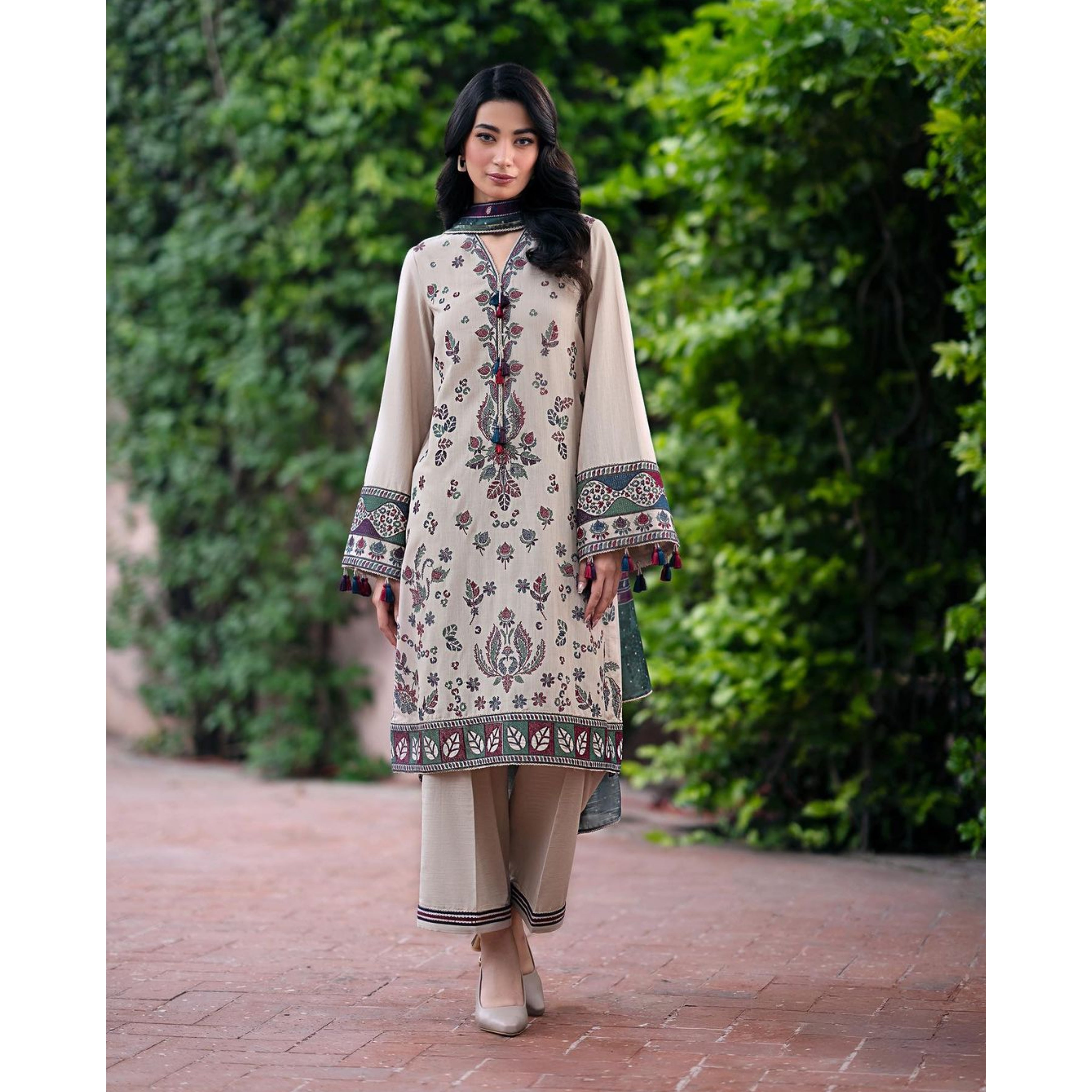 LC-46 : 3 PIECE UN-STITCHED EMBROIDERED PREMIUM DHANAK DRESS