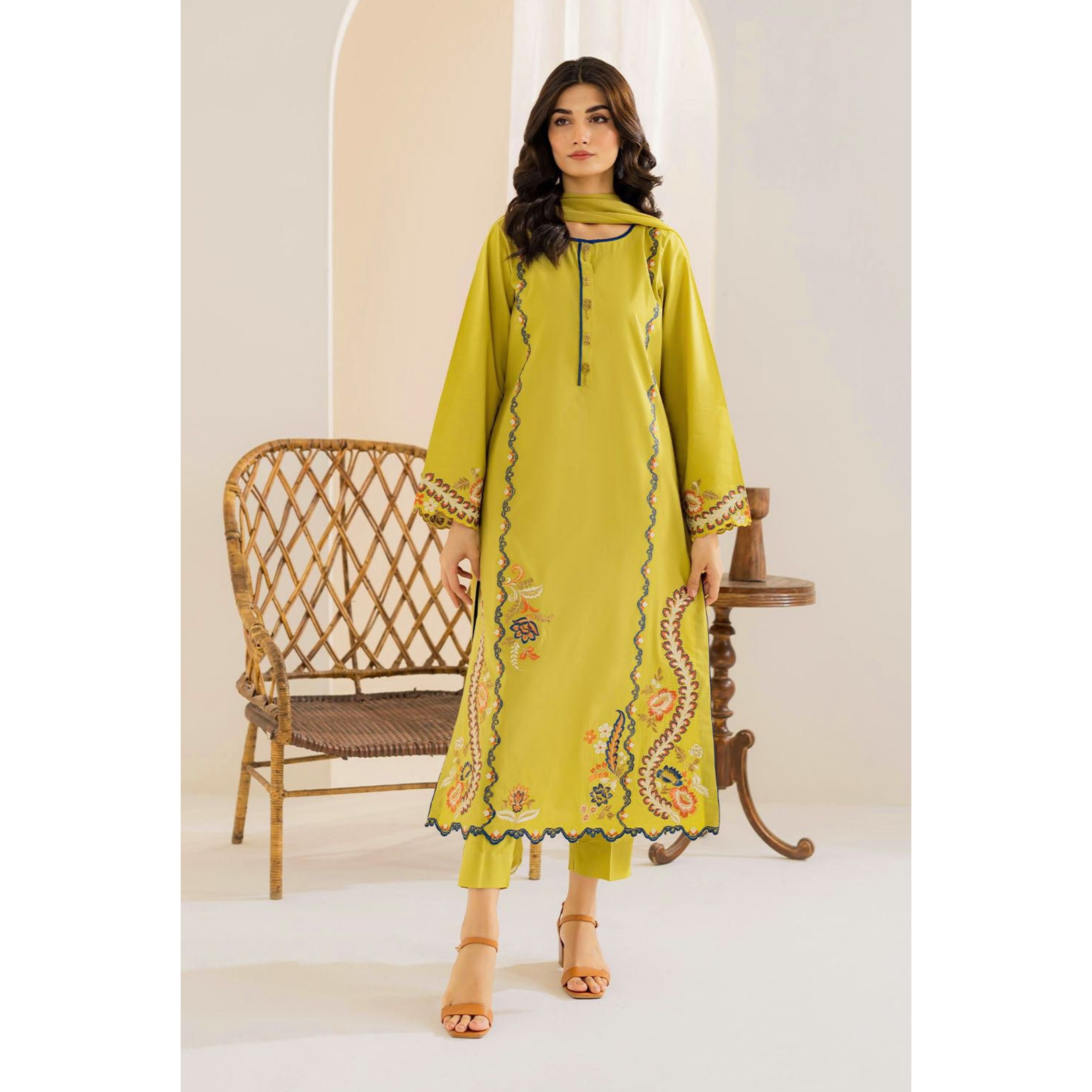 NA-162 : 3 PIECE UN-STITCHED HEAVY EMBROIDERED PREMIUM DHANAK DRESS.