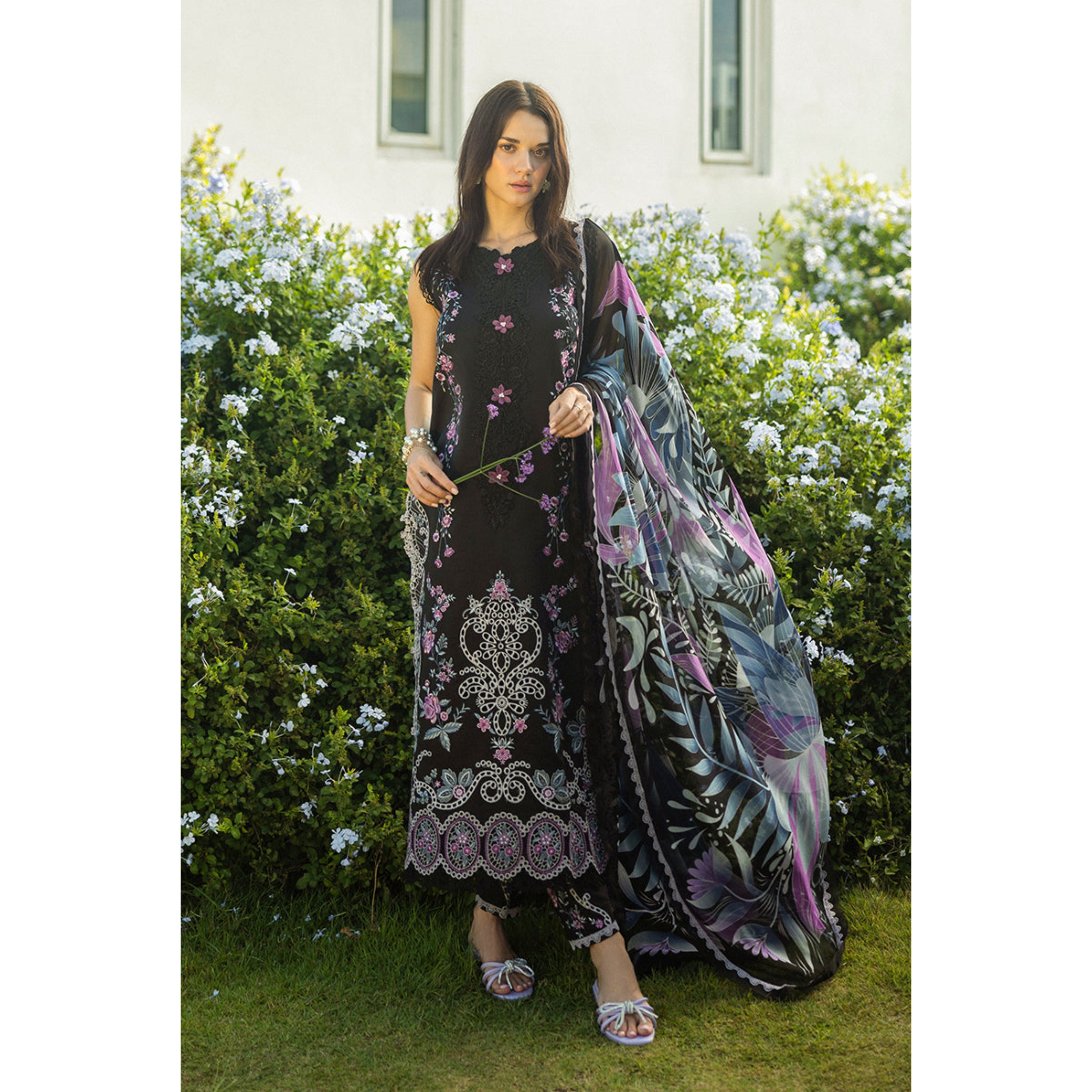 NA-166 : 3 PIECE UN-STITCHED HEAVY EMBROIDERED PREMIUM DHANAK DRESS.
