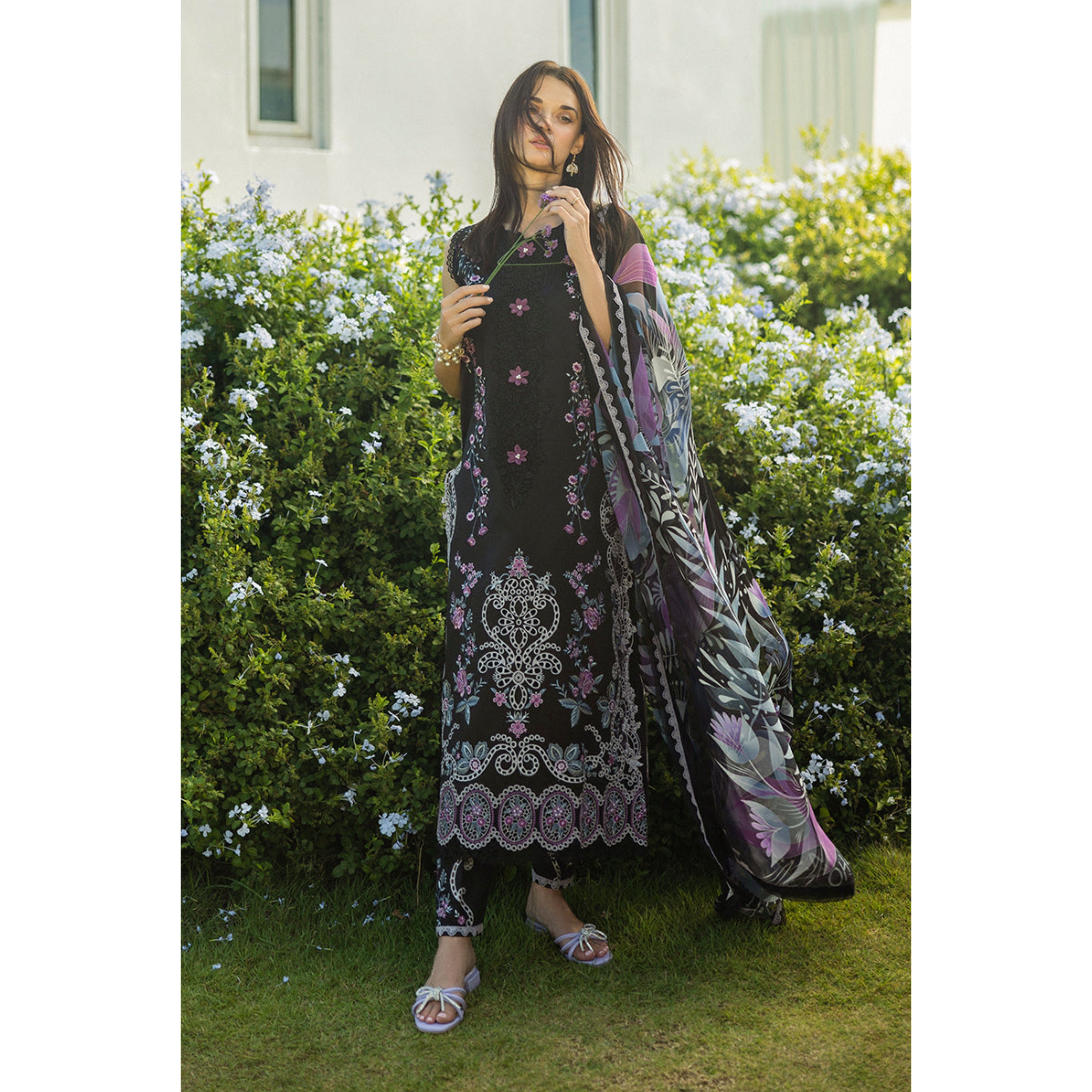 NA-166 : 3 PIECE UN-STITCHED HEAVY EMBROIDERED PREMIUM DHANAK DRESS.