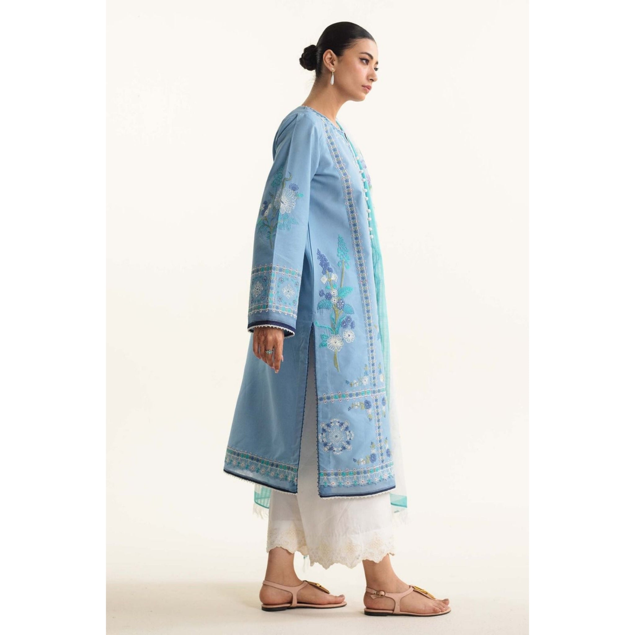 NA-40 : 3-PIECE UN-STITCHED EMBROIDERED PREMIUM LAWN DRESS