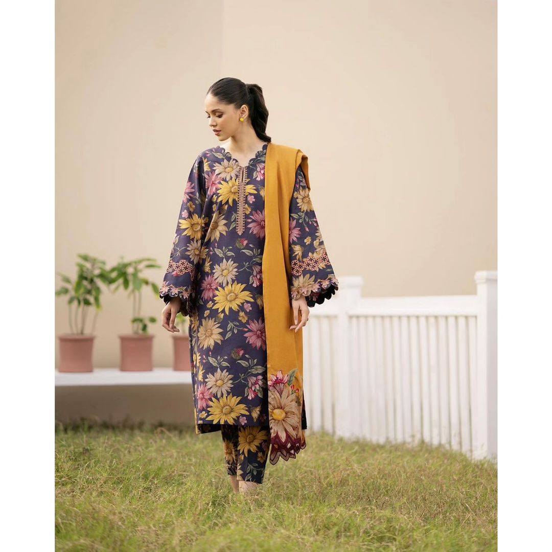 OA-12 : 3 PIECE UN-STITCHED PREMIUM LAWN DIGITAL PRINTED DRESS